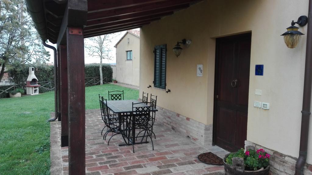 Agriturismo la Quiete Hostal Polverigi Exterior foto